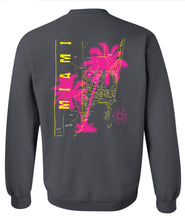 Load image into Gallery viewer, DISTRICT CREWNECK